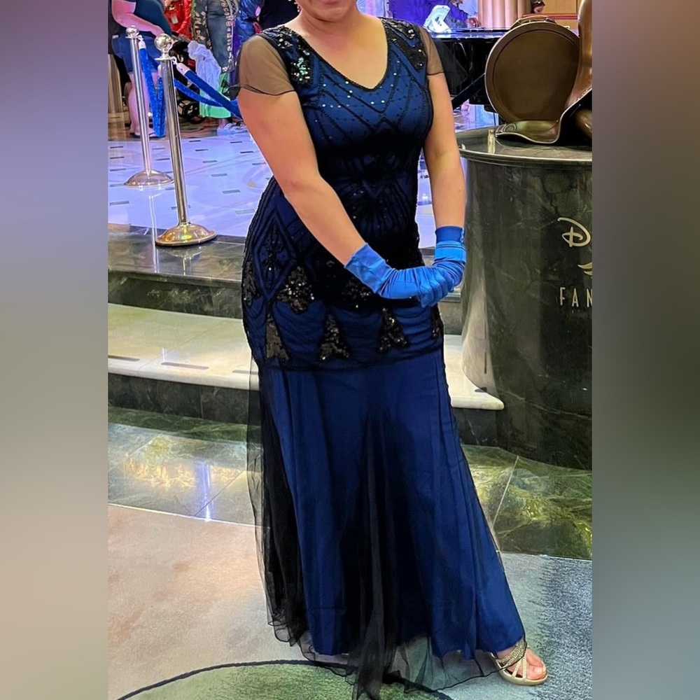 1920’s Inspired Full length Flapper dress - Picture 4 of 7